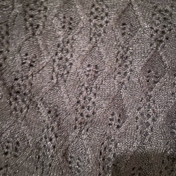 Child xl 14/16 cat and Jack black sweater dress with slight shimmer sparkle - Picture 4 of 4